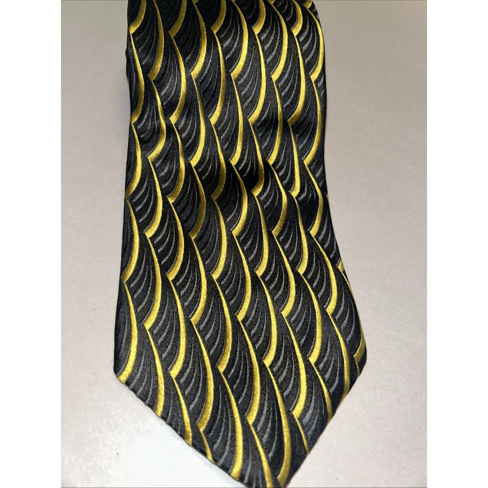 Desantis Collection Silk Tie Black With Gold Waves - Picture 5 of 5